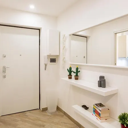 Yellow Line Apartament