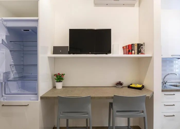 Apartment Yellow Line